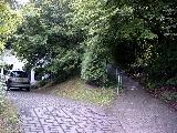 Het berg-en-dal gedeelte van het park. Weg omhoog is naar het centrum.
